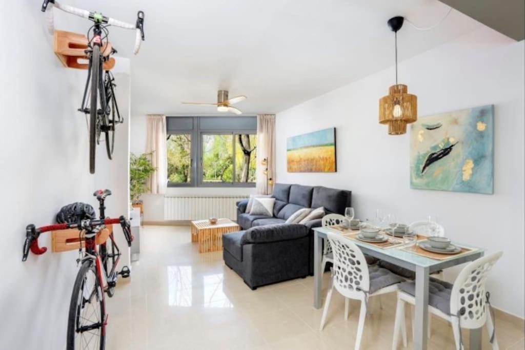 Acogedor Apartamento Cerca Del Casco Antiguo 赫罗纳 外观 照片
